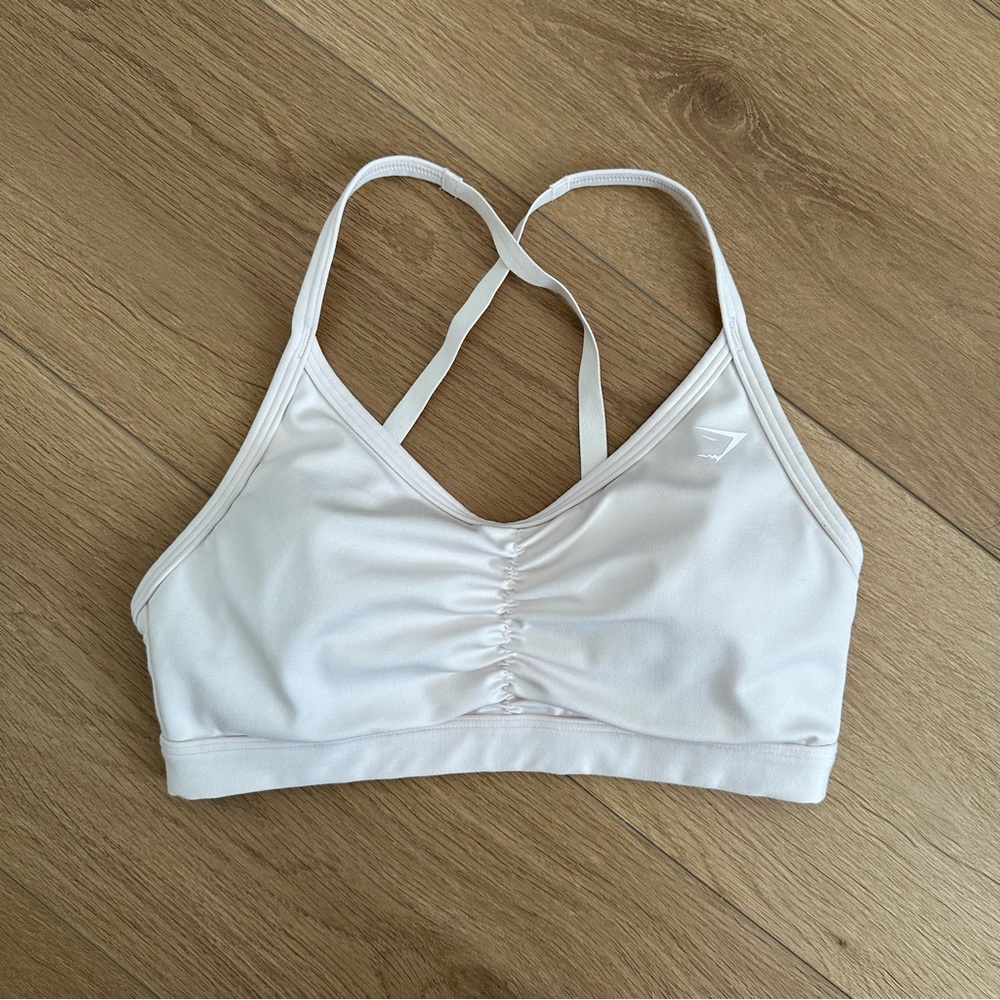 ❌SOLD❌ LIKE NEW Gymshark Ruched Sports Bra